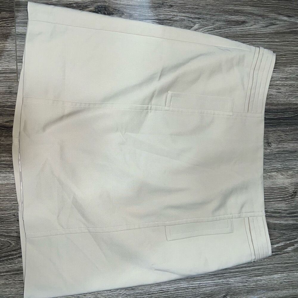 Ann Taylor size 12 tan skirt